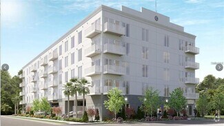 Building Photo - 600 3rd Ave S