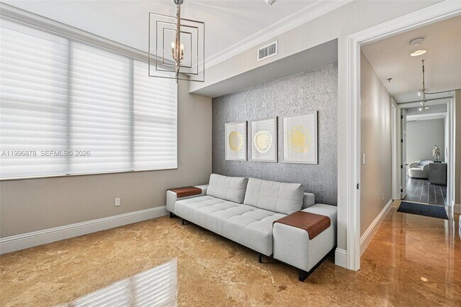 Building Photo - 626 Coral Wy