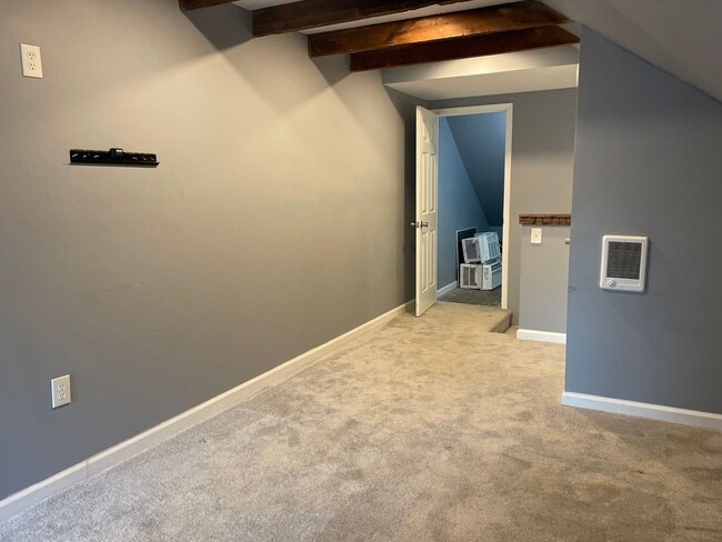 Building Photo - Spacious 3 Bedroom Townhome in Mount Joy -...