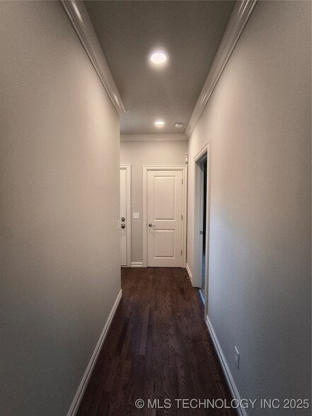 Building Photo - 1331 E 41st Pl