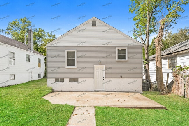 Building Photo - 2236 Northbury Ln