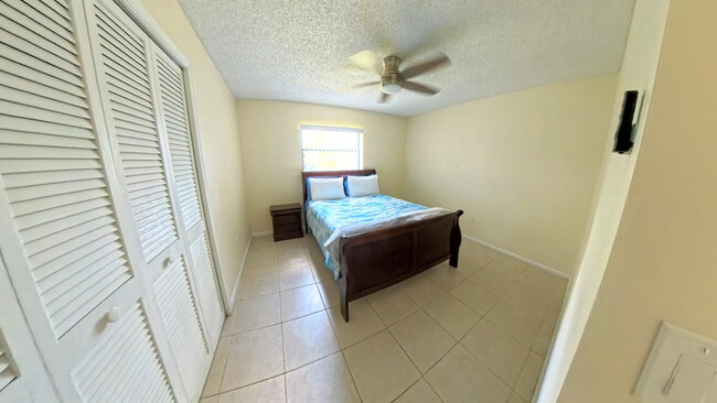 Building Photo - 13484 Jonquil Ct