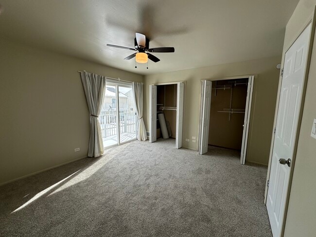 Building Photo - 474 Meadow Green Ln