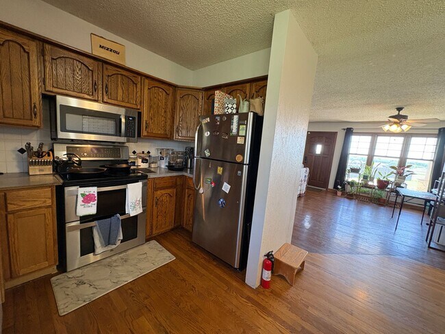 Building Photo - 3+ Bedroom with Basement in Nelson's Ridge