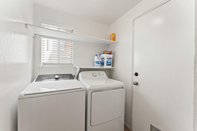 Building Photo - 6591 Enchanted Valley Dr