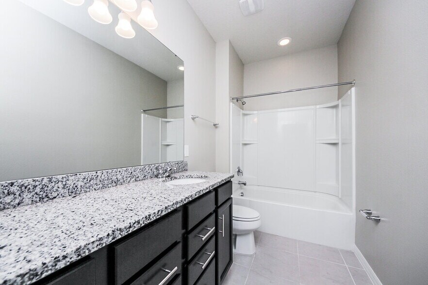 Building Photo - 3900 Trujilo Ln