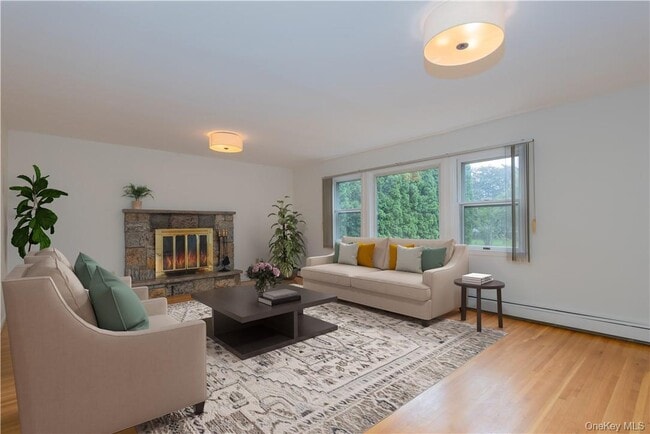 Building Photo - 30 Cassilis Ave