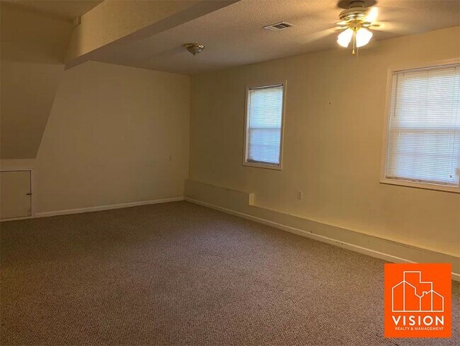 Building Photo - 1390 Eagles Nest Circle
