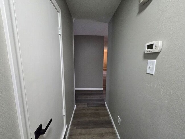 Building Photo - 2012 Ebbtide Ln