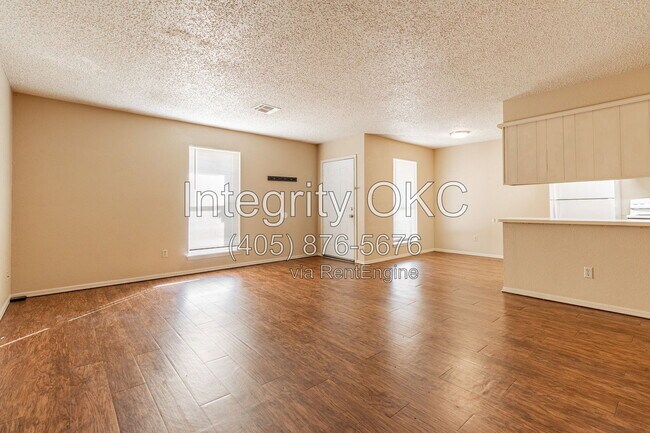 Building Photo - 618 Welston Cir