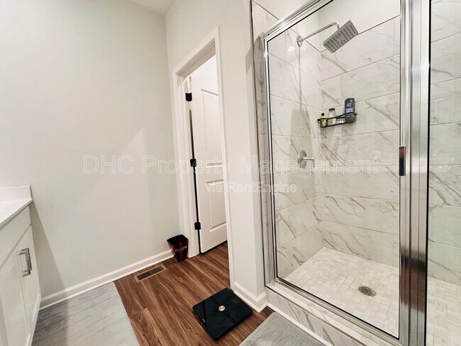 Building Photo - 1399 Creekside Cir NW