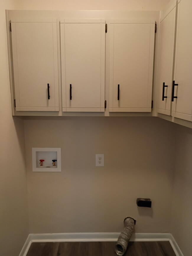 Building Photo - 3410 Arden Ct
