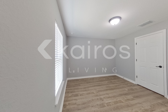 Building Photo - 1 Malauka Radial Cir