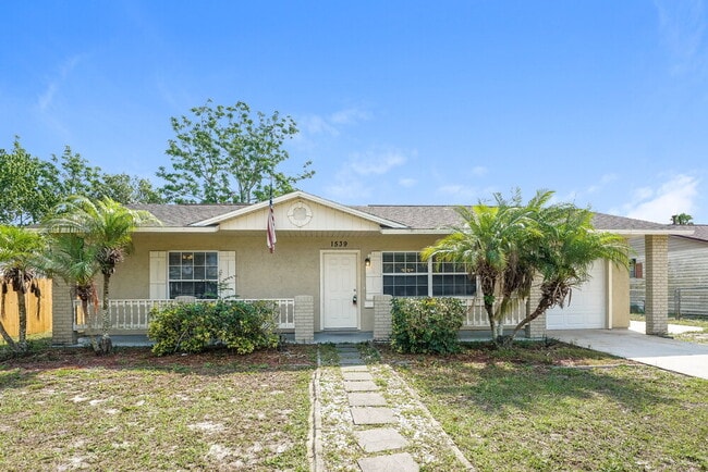 Building Photo - 1539 Lafayette Ave