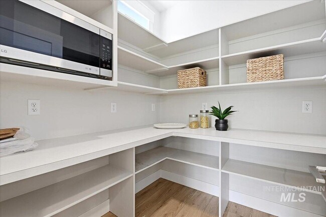 Building Photo - 2374 S Pelion Way