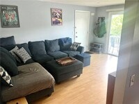 Building Photo - 494 Putnam Pike