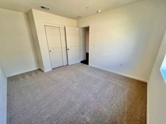 Building Photo - Brand New 3 Bedroom, 2 Bath Home with Sola...
