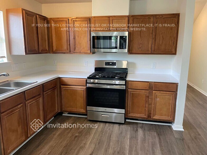 Building Photo - 15911 Imperial Forest Ln