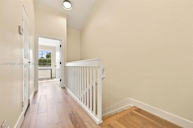 Building Photo - 355 SW 121st Ave