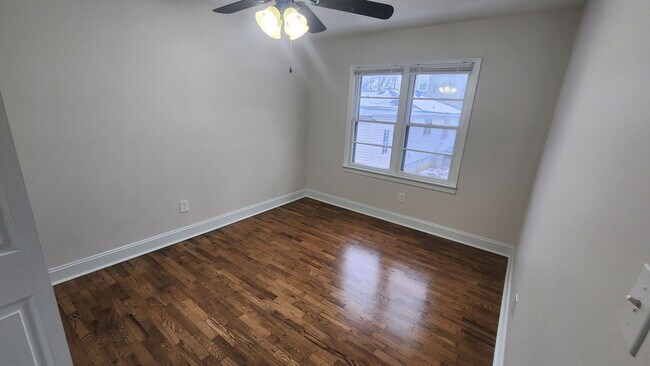Building Photo - 1219 Highland Ave SE