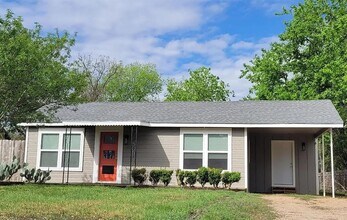 Building Photo - 505 Lbj Dr