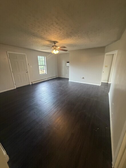 Building Photo - 5608 Knoxville Hwy