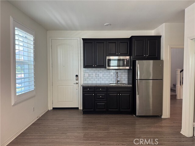 Building Photo - 6955 Larochelle Wy