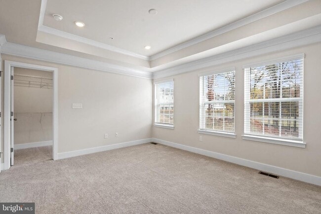 Building Photo - 1722 Water Xing Rd