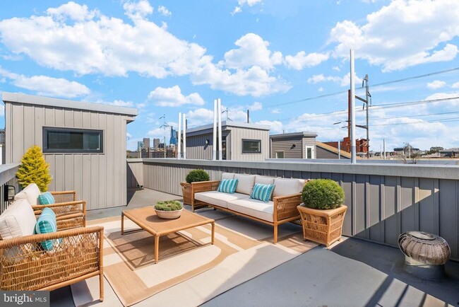 Building Photo - 2521 Manton St