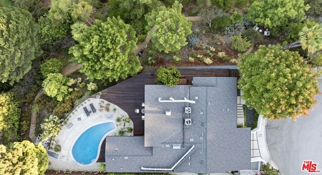 Building Photo - 2652 Byron Pl