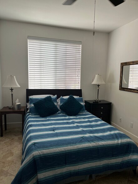 First Floor Br - 919 Agate St