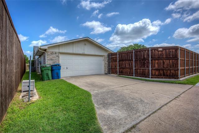 Building Photo - 5233 Reed Dr