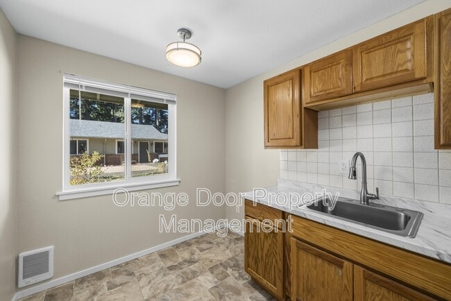 Building Photo - 12315 112th Avenue Ct E