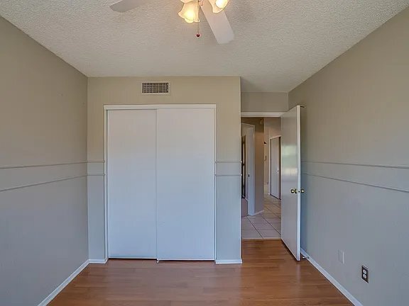 Building Photo - 4512 E Grove Ave