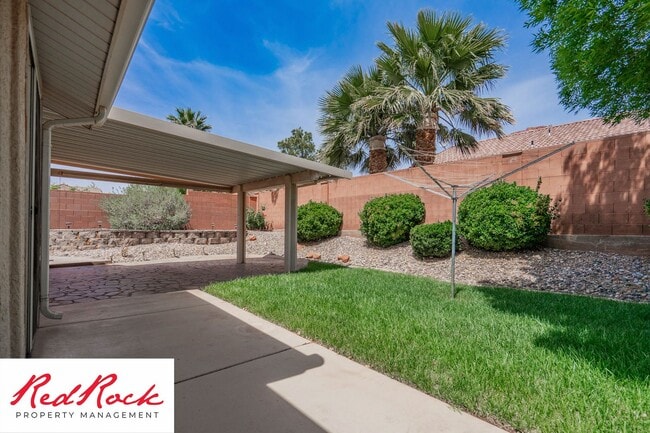 Building Photo - 3 Bed 2 Bath Home in Ivins with Views of Red Mountain