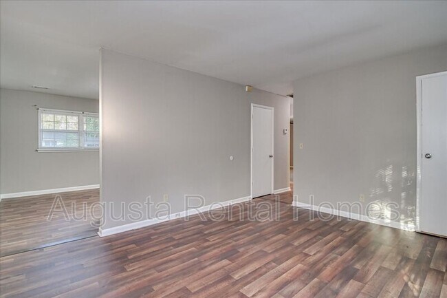 Building Photo - 1603 Northern Spy Trail