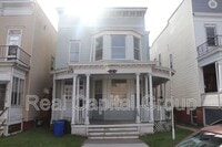 Building Photo - 130 5th Ave