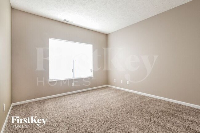 Building Photo - 2243 Tanya Dr