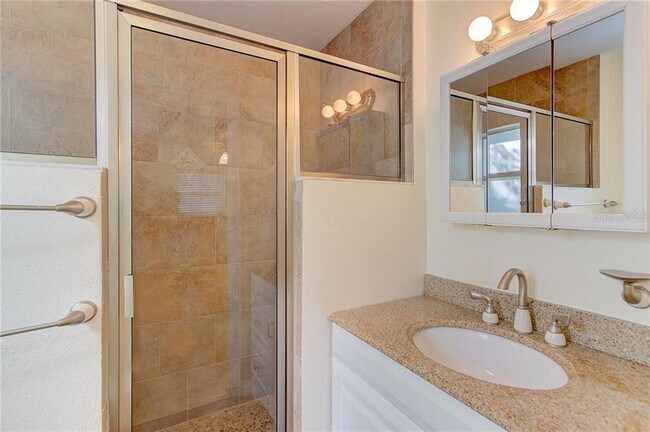 Building Photo - 3208 48th Ave Dr W