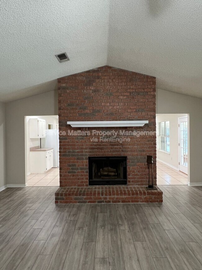 Building Photo - 6069 Breckenridge Dr