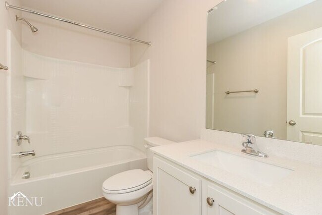 Building Photo - 152 Holster Holw Rd