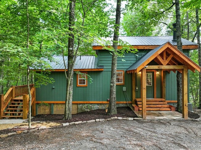 Building Photo - 166 Nantahala Pass Rd