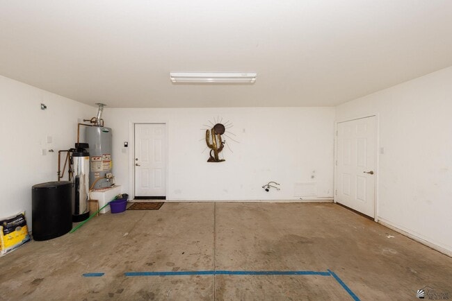 Building Photo - 2250 S 23rd Dr