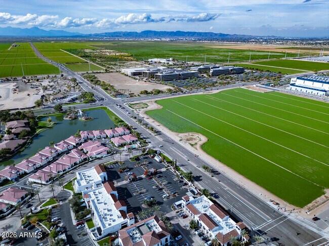 Building Photo - 2511 W Queen Creek Rd