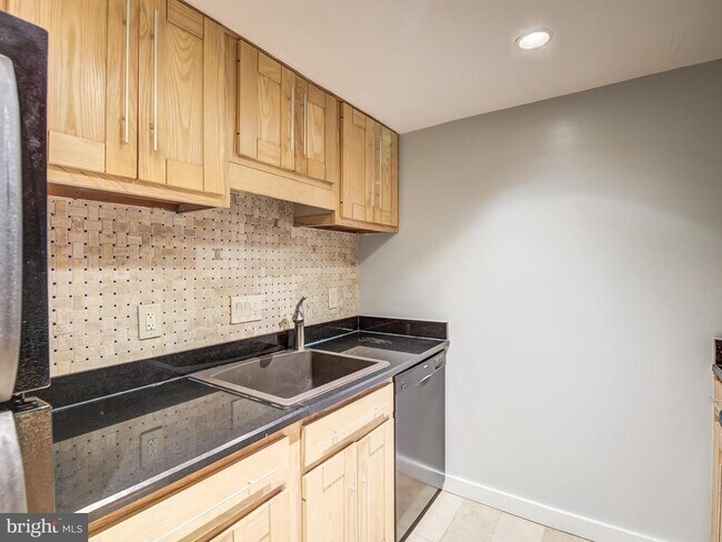 Building Photo - 11400 Washington Plaza W