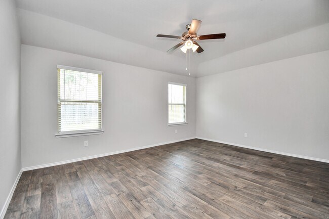 Building Photo - 9946 Ranger Falls Ln