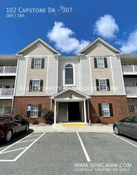 Building Photo - 102 Capstone Dr