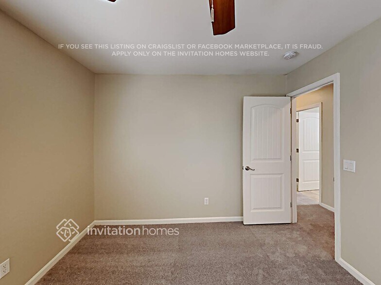 Building Photo - 1413 S Ponderosa Dr