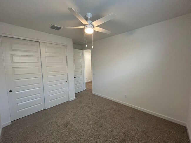 Building Photo - 17709 W Turquoise Ave