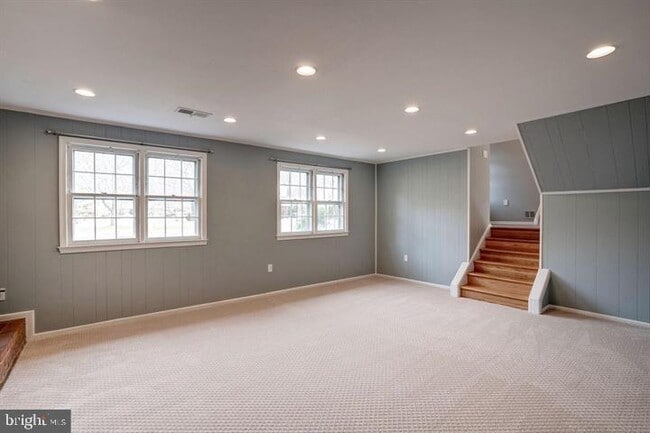 Building Photo - 1700 Pebble Beach Dr